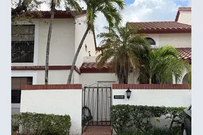 323 Ives Dairy Rd #343-05, Miami, FL 33179 - Photo 1