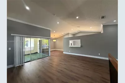 323 Ives Dairy Rd #343-05, Miami, FL 33179 - Photo 4