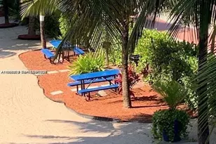 6039 Collins Ave, Miami Beach, FL 33140 - Photo 32