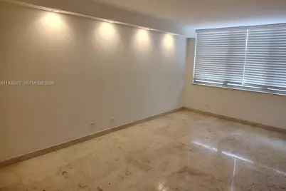 6039 Collins Ave #407, Miami Beach, FL 33140 - Photo 4