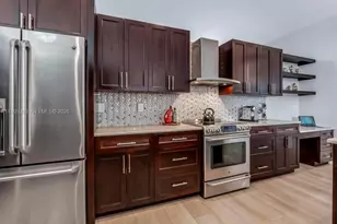 17921 NW 10th St, Pembroke Pines, FL 33029 - Photo 6