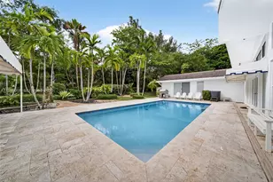 12330 Pine Needle Ln, Pinecrest, FL 33156 - Photo 32