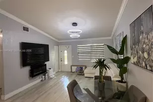 328 NW 47th St, Deerfield Beach, FL 33064 - Photo 2