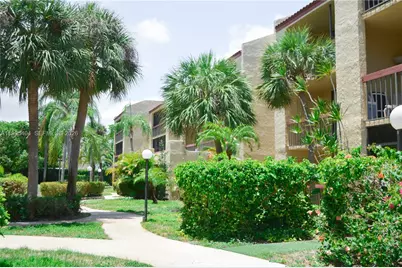 733 SE 1st Way #206, Deerfield Beach, FL 33441 - Photo 32