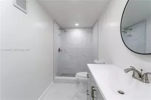 8705 NW 38th Dr, Coral Springs, FL 33065 - Photo 14