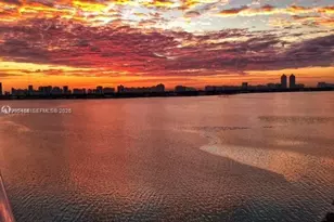 7501 E Treasure Dr, North Bay Village, FL 33141 - Photo 26