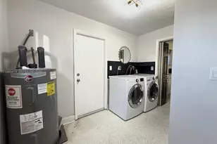 207 SW 12th Ave, Dania Beach, FL 33004 - Photo 28