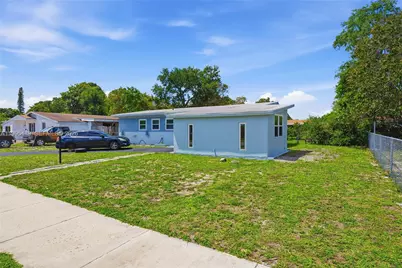 18830 NW 29th Pl, Miami Gardens, FL 33056 - Photo 2