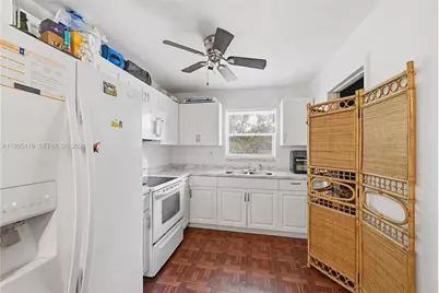 18830 NW 29th Pl, Miami Gardens, FL 33056 - Photo 12