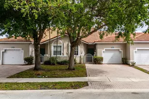 7501 S Aragon Blvd, Sunrise, FL 33313 - Photo 2