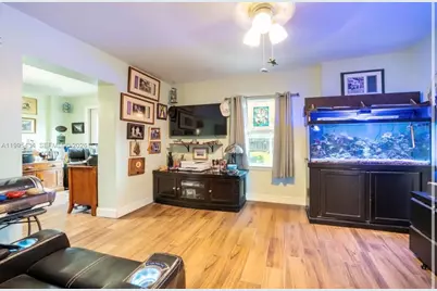 6890 SW 57th St, Davie, FL 33314 - Photo 22