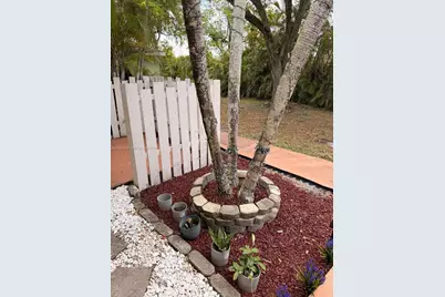 7220 Southgate Blvd #7220, Tamarac, FL 33321 - Photo 8