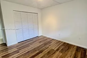 9351 Fontainebleau Blvd, Miami, FL 33172 - Photo 10