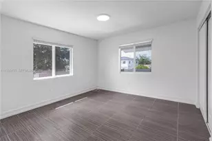 2132 NW 47th St, Miami, FL 33142 - Photo 12