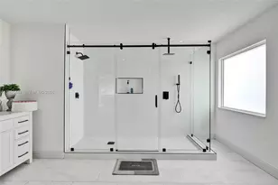 16180 SW 14th St, Pembroke Pines, FL 33027 - Photo 44