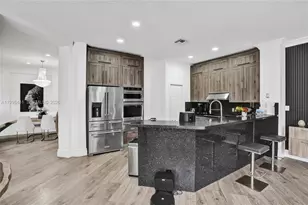 16180 SW 14th St, Pembroke Pines, FL 33027 - Photo 20