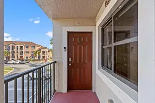 22441 SW 88th Pl, Cutler Bay, FL 33190 - Photo 2