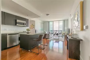 90 SW 3rd St, Miami, FL 33130 - Photo 1