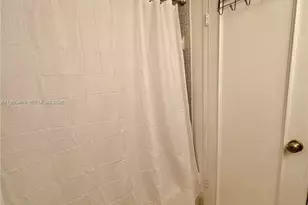 3725 S Ocean Dr, Hollywood, FL 33019 - Photo 18