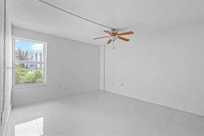 4801 NW 7th Street #40716, Miami, FL 33126 - Photo 10