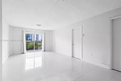 4801 NW 7th Street #40716, Miami, FL 33126 - Photo 2
