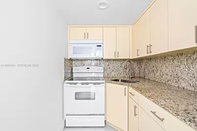 4801 NW 7th Street #40716, Miami, FL 33126 - Photo 8