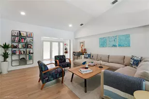 560 Hampton Ln, Key Biscayne, FL 33149 - Photo 4