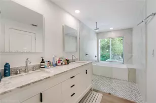 560 Hampton Ln, Key Biscayne, FL 33149 - Photo 10