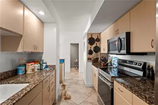 6917 Collins Ave, Miami Beach, FL 33141 - Photo 10