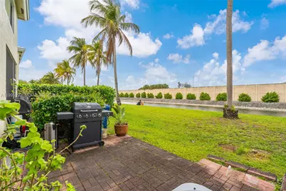9925 NW 57th Mnr, Coral Springs, FL 33076 - Photo 28