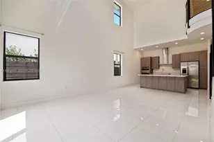 8836 NW 161st Terrace, Miami Lakes, FL 33018 - Photo 10