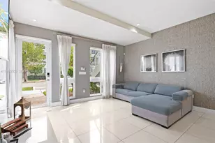 10305 NW 63rd Terrace, Doral, FL 33178 - Photo 6