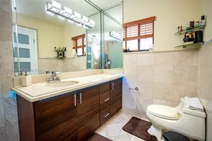 9955 Costa Del Sol Blvd, Doral, FL 33178 - Photo 32