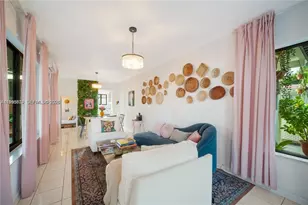 13654 NE 20th Pl, North Miami Beach, FL 33181 - Photo 8