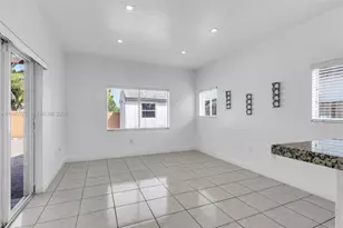 28021 SW 133rd Pl, Homestead, FL 33033 - Photo 14