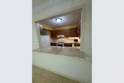9301 SW 92nd Ave #210C, Miami, FL 33176 - Photo 8