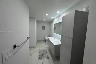 19500 Turnberry Way, Aventura, FL 33180 - Photo 22