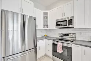 6928 NW 33rd St, Margate, FL 33063 - Photo 24