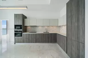 2900 NE 7th Ave, Miami, FL 33137 - Photo 2