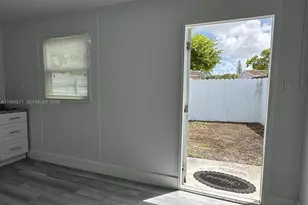 841 N 69th Ave, Hollywood, FL 33024 - Photo 2