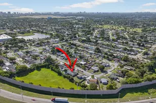 681 NW 21 St, Pompano Beach, FL 33060 - Photo 24