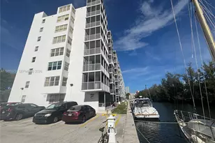 3660 NE 166th St, North Miami Beach, FL 33160 - Photo 40