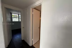 3660 NE 166th St, North Miami Beach, FL 33160 - Photo 20