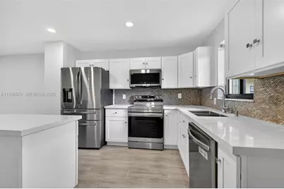 275 Gate Rd #104, Hollywood, FL 33024 - Photo 1