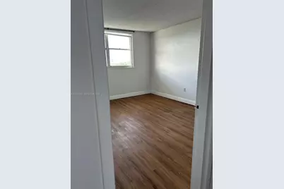 1805 Sans Souci Blvd #528, North Miami, FL 33181 - Photo 12