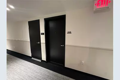 4220 Laguna St #308, Coral Gables, FL 33146 - Photo 6