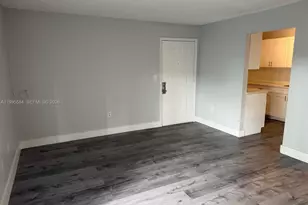 451 NE 207th Ln, Miami, FL 33179 - Photo 8