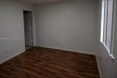 324 NE 3rd St #D, Hallandale Beach, FL 33009 - Photo 26