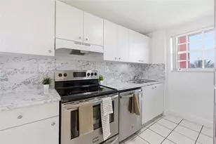 2520 N Andrews Ave, Wilton Manors, FL 33311 - Photo 2