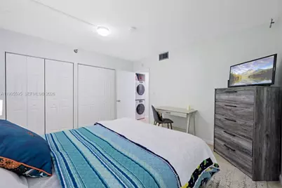 20515 E Country Club Dr #348, Aventura, FL 33180 - Photo 16